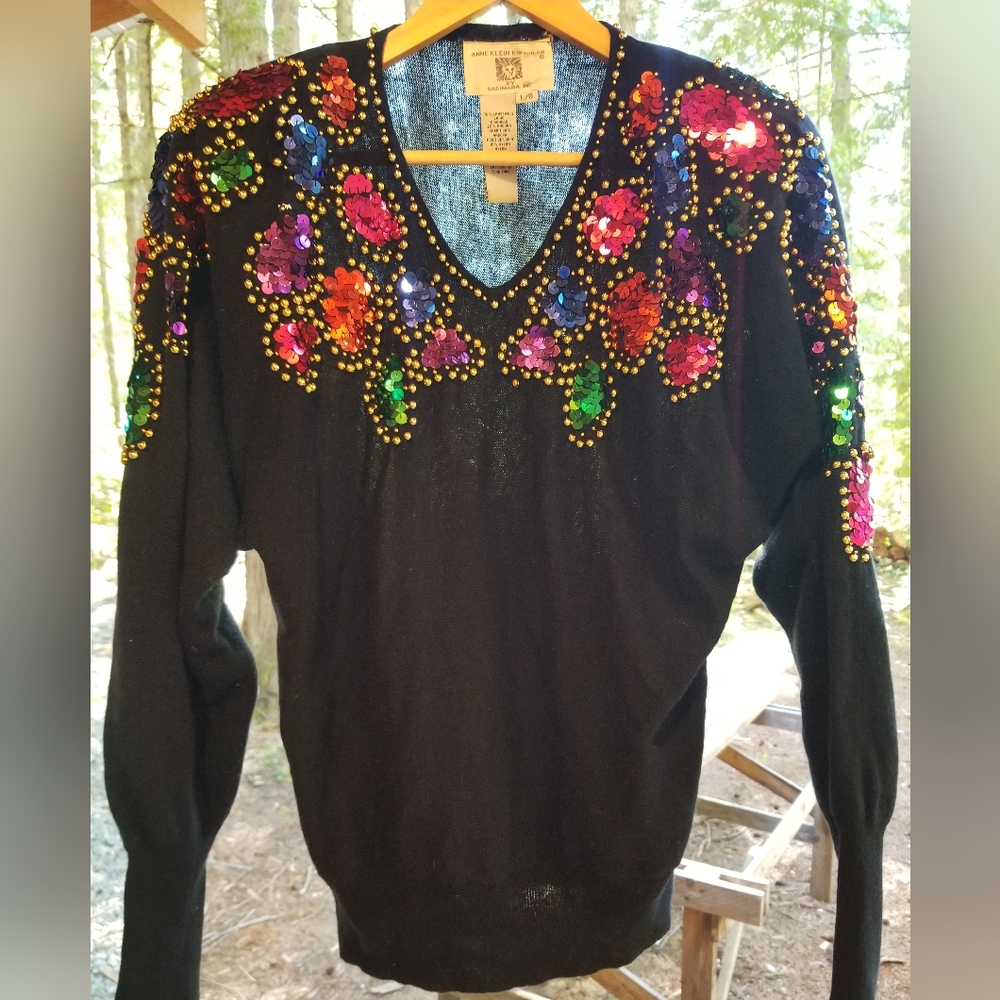 Large Anne Klein Knitwear ladies Sequin Sweater black rainbow long sleeve v neck